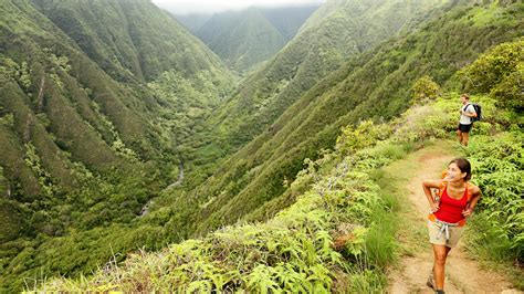 best hikes in maui for family